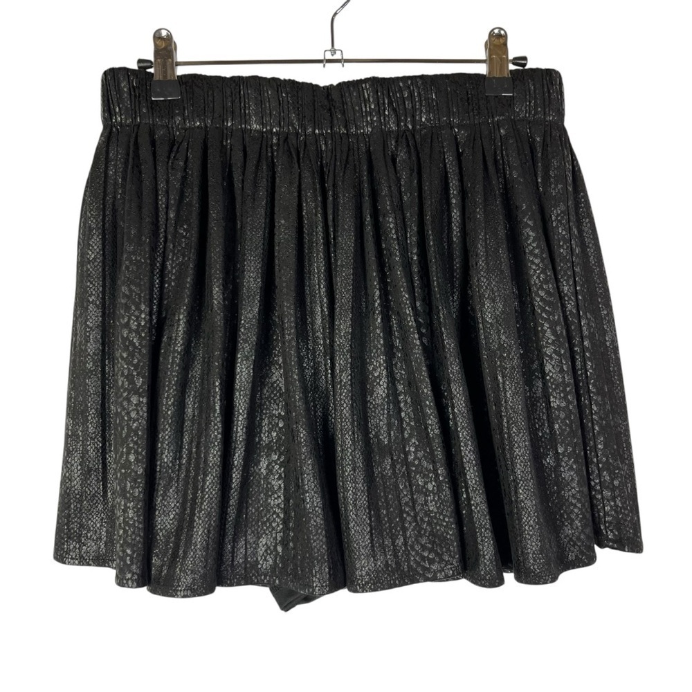 Versona Black Faux Snake Leather Mini Skort S